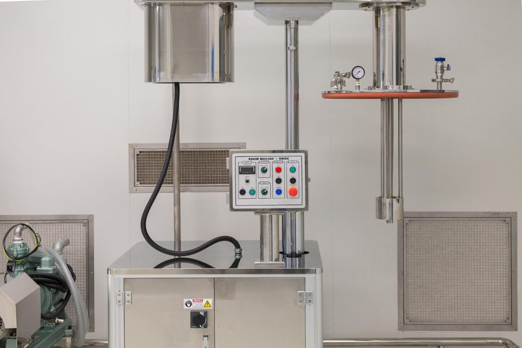Keeping Cool: The Importance of Low Temperature Chillers in Industrial Application